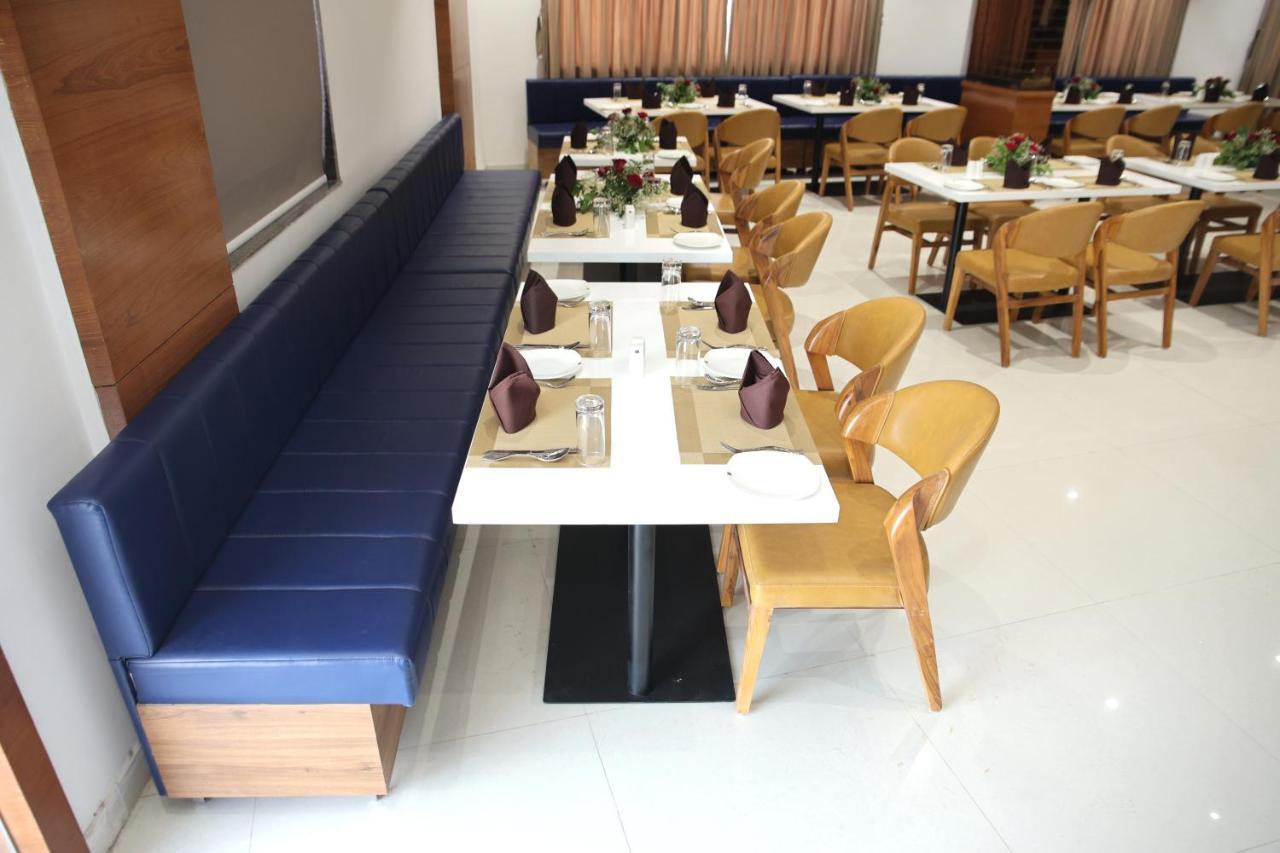 Lords Eco Inn, Ambaji Luaran gambar