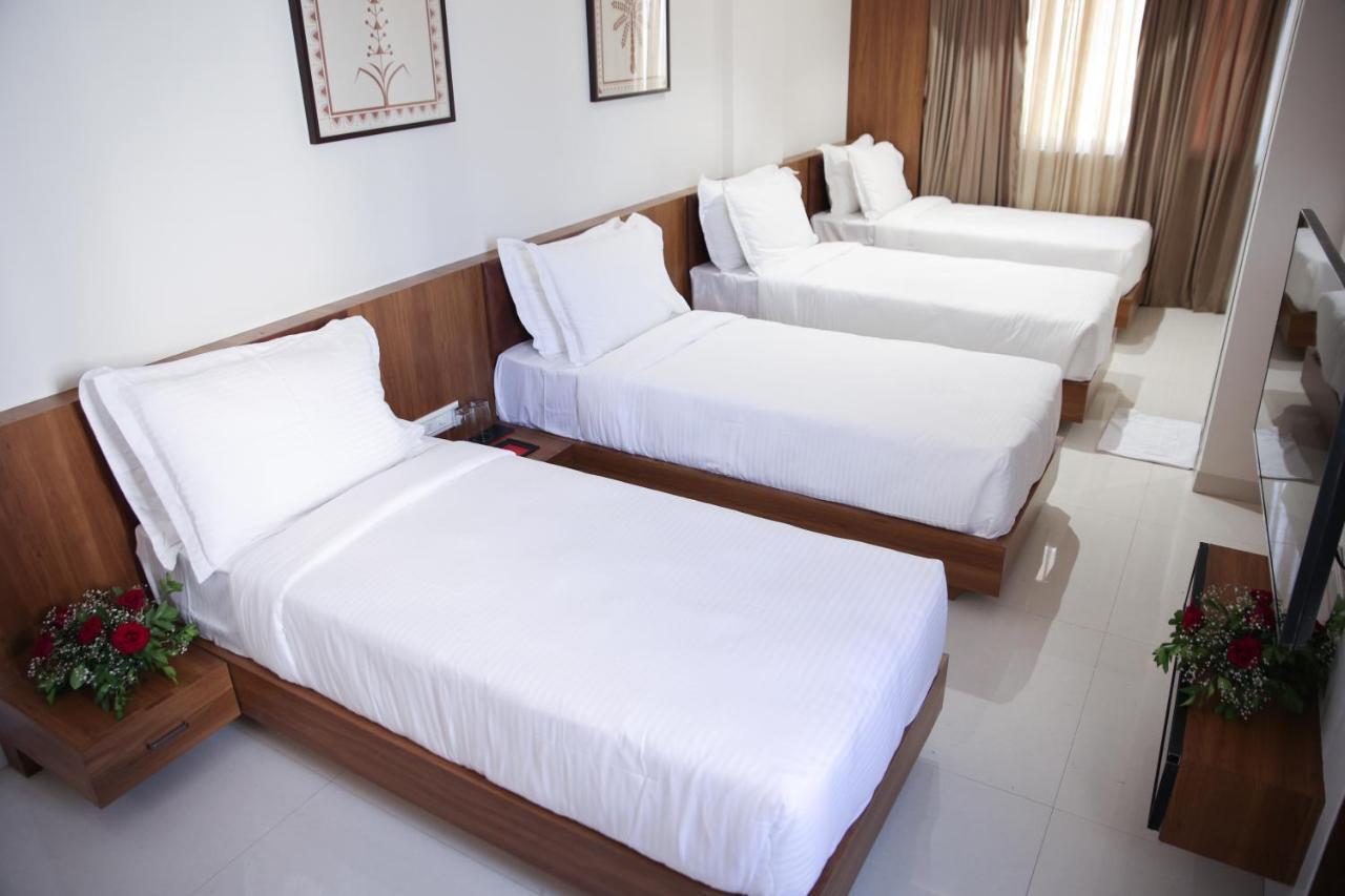 Lords Eco Inn, Ambaji Luaran gambar