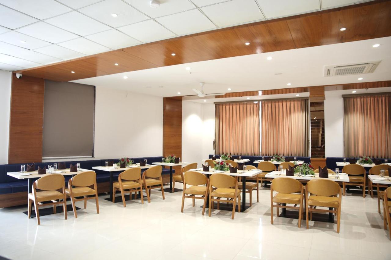 Lords Eco Inn, Ambaji Luaran gambar