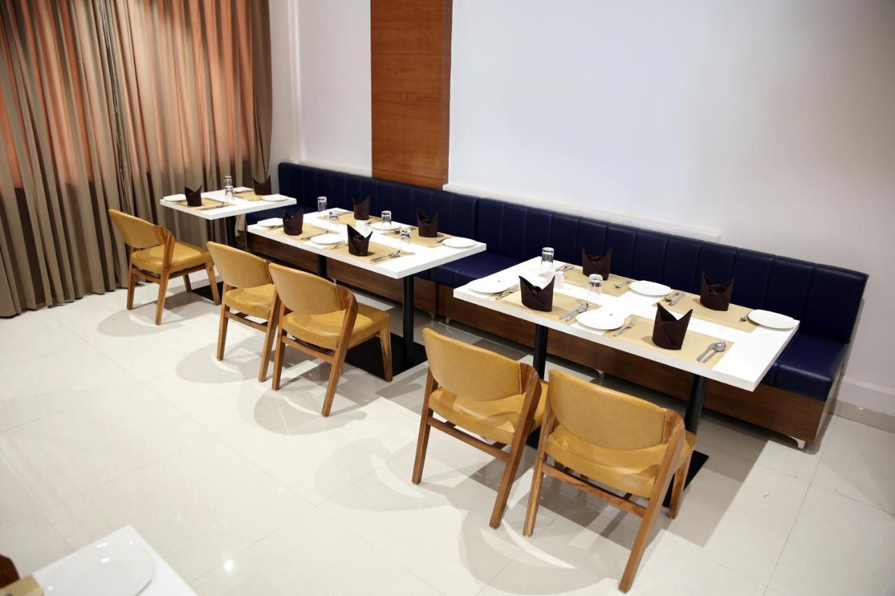 Lords Eco Inn, Ambaji Luaran gambar