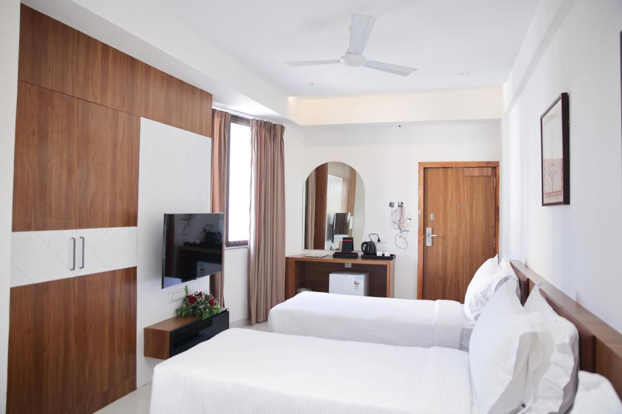 Lords Eco Inn, Ambaji Luaran gambar